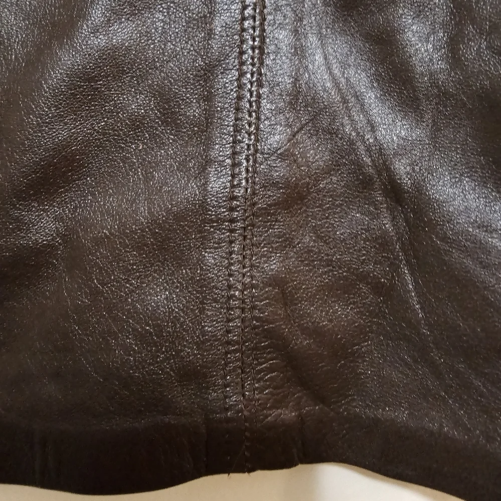 Vintage Buttery Soft 100% Leather Cache Mini Skirt - Size 12 - Picture 3 of 9